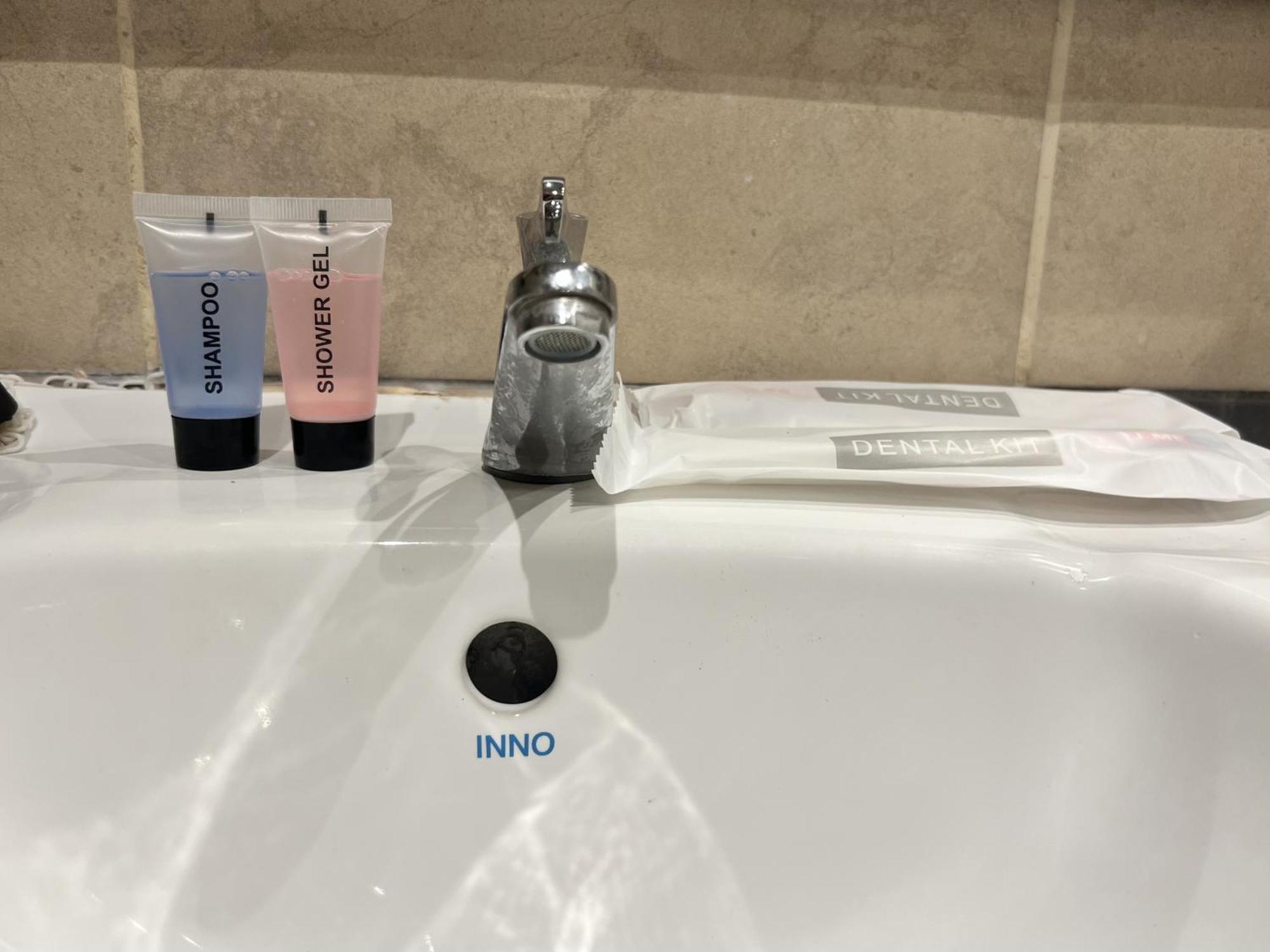 קוטה קינבלו New Margo Hotel Kk מראה חיצוני תמונה